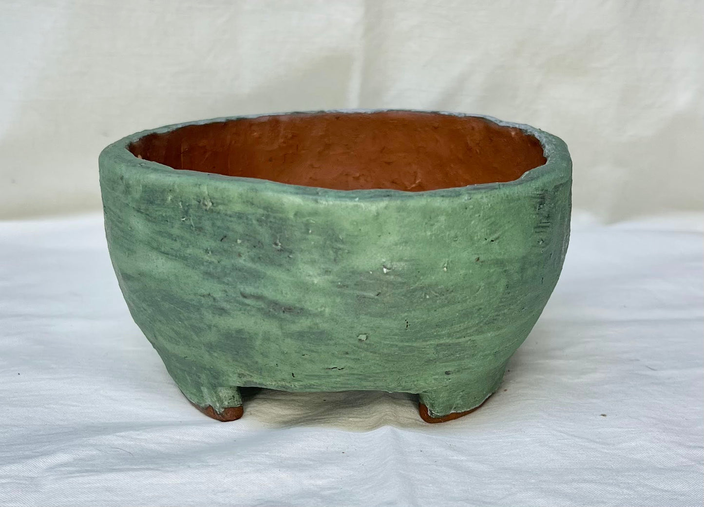 Oval bonsai pot