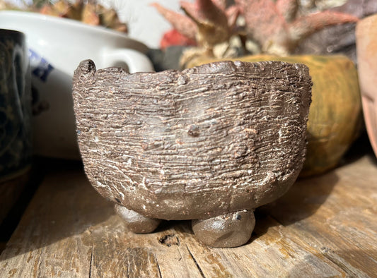 Wild clay pot (small)